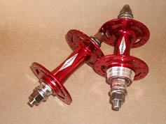 Dimension 32h Front and Rear Track Hubs